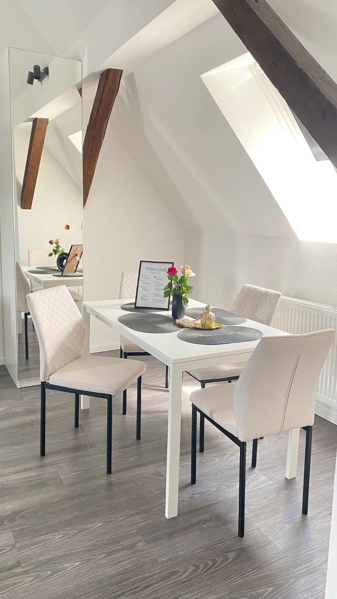 Rk-lounge,2- Zimmer - Modern Und Stylisch *